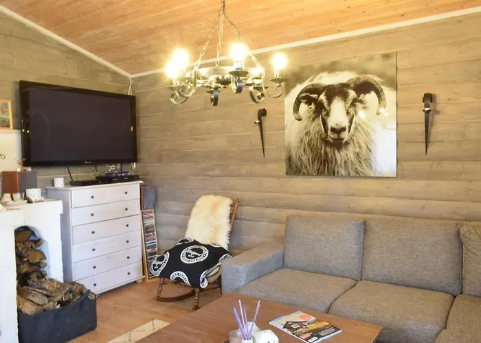 Flott Ved Bjellandsvegen بيت للعطل